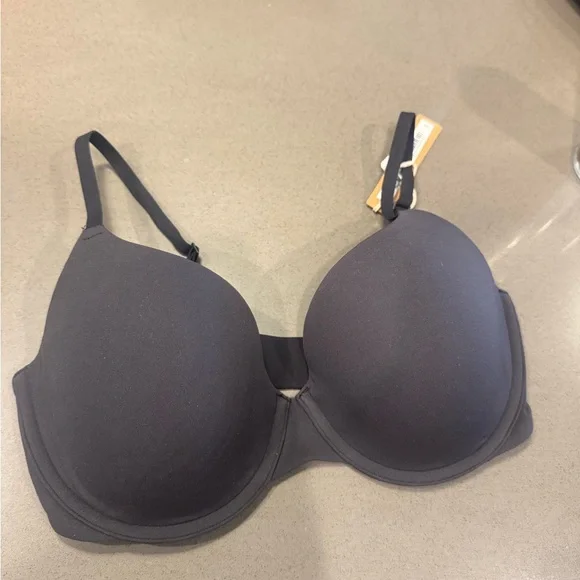 SKIMS Black T-Shirt Bra - Picture 3 of 5